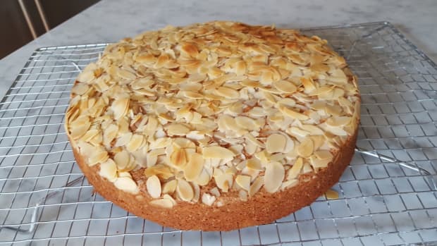 brown-butter-almond-cake