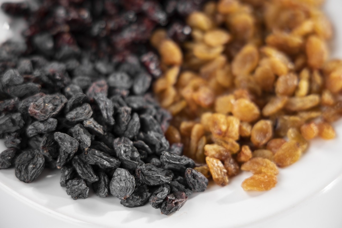 Sweet, juicy raisins