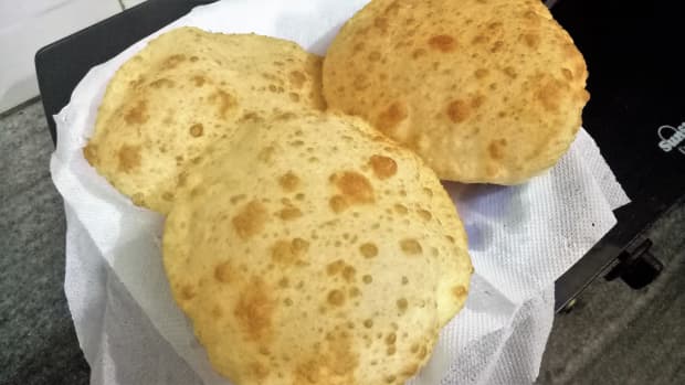 how-to-make-bhatura-dough-and-punjabi-bhature-recipe