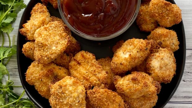 how-to-make-delicious-chicken-nuggets-at-home