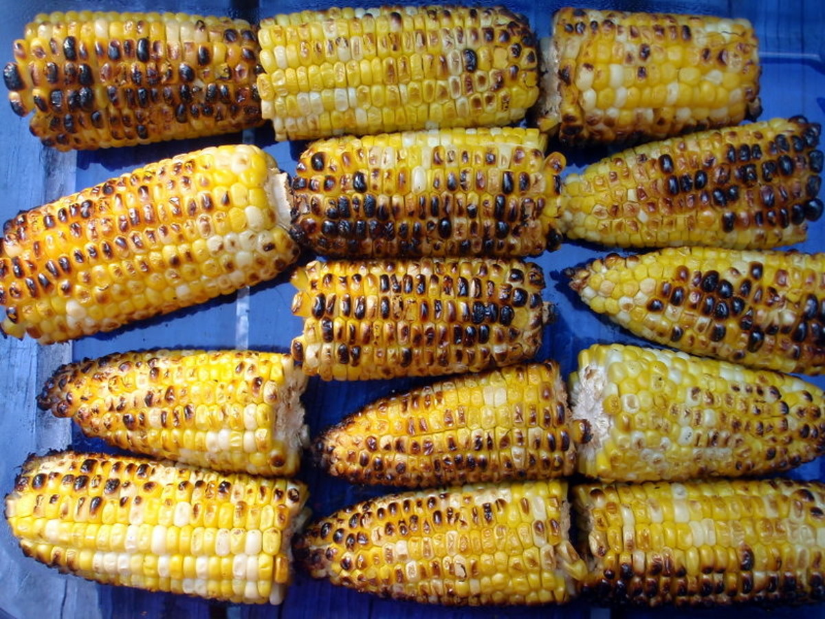 Grilled corn on the cob is delicious!